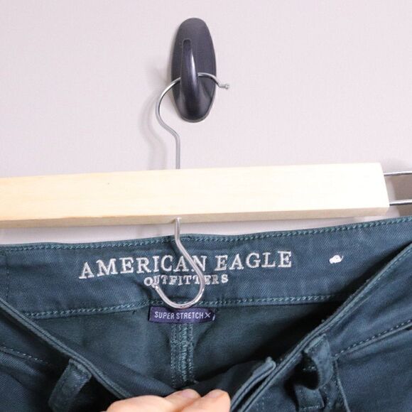 American Eagle | Distressed Jegging Jeans - Picture 4 of 7